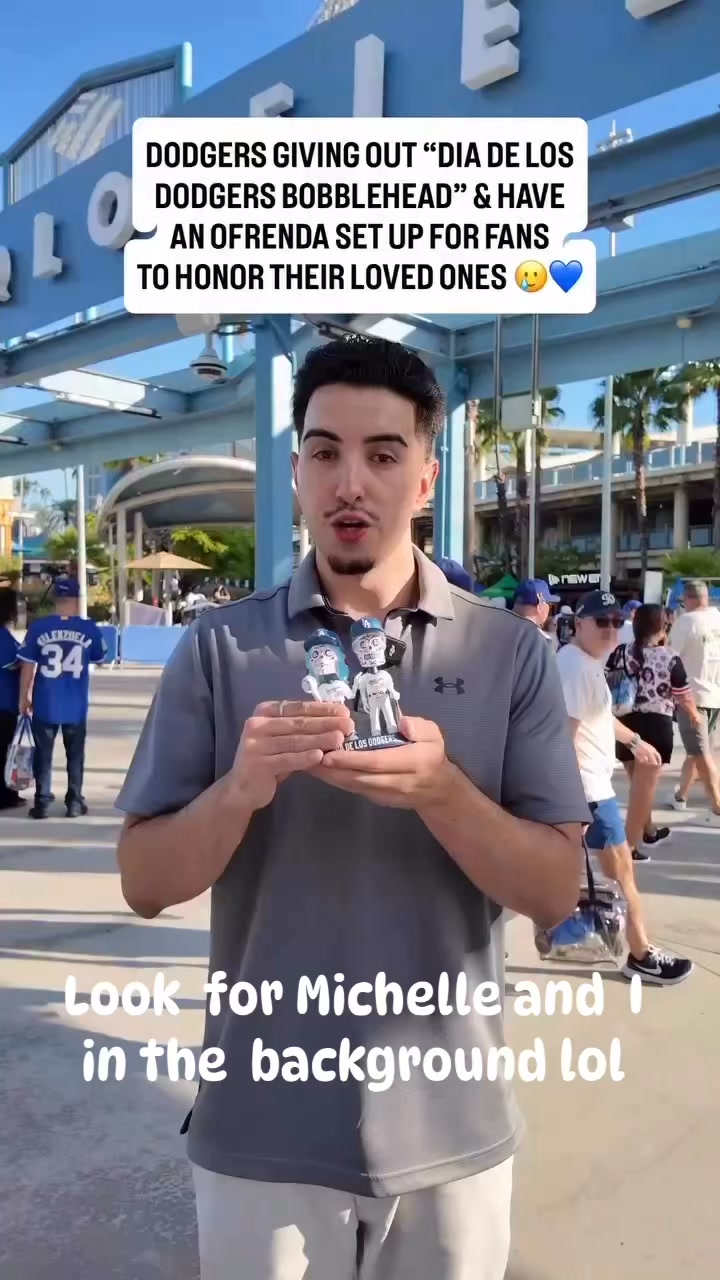 🌻 Teoscar Hernández “Mr. Seeds” Bobblehead!!! 🌻 The Dodgers