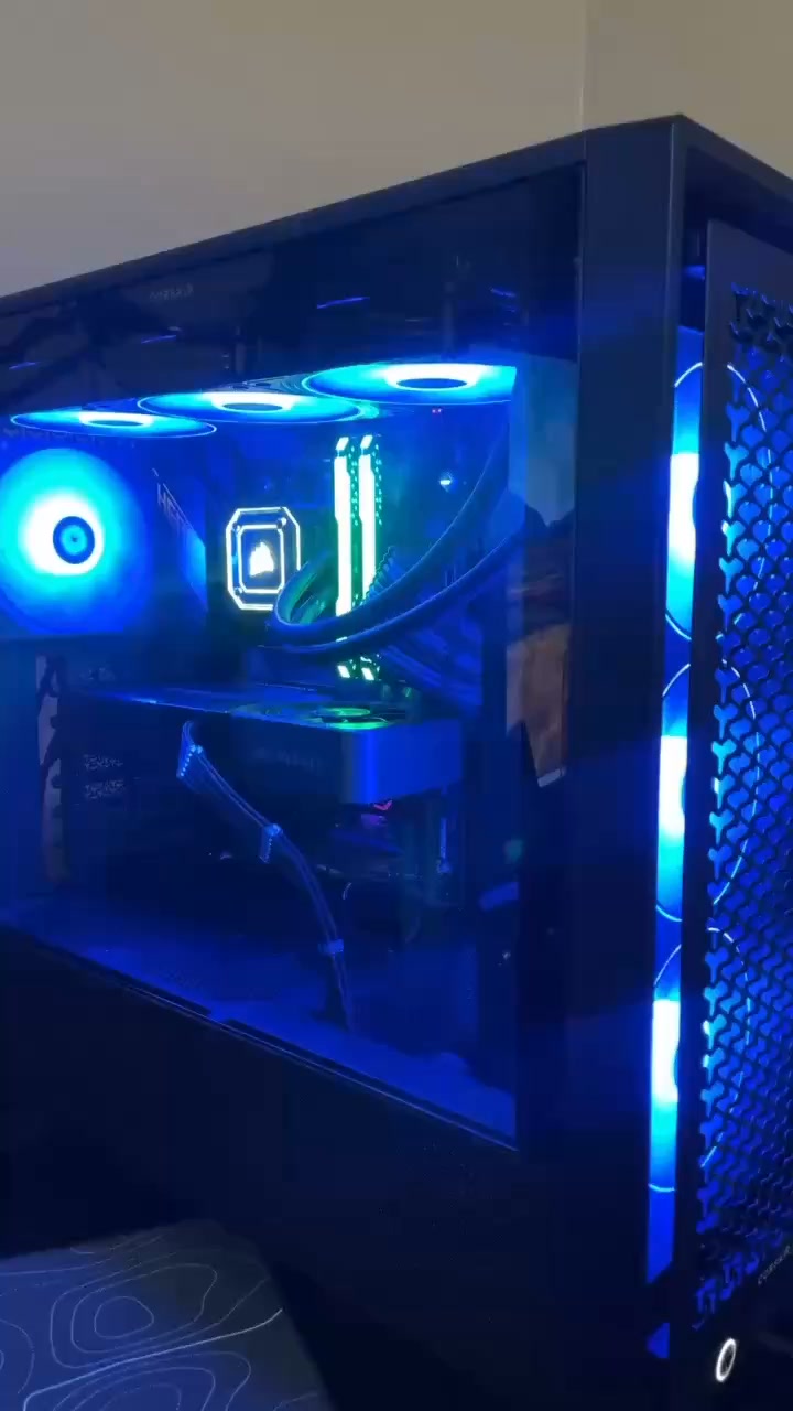 PCケース(自作PC用) 13700k AsRockz790 D4 Trident G. Turning this