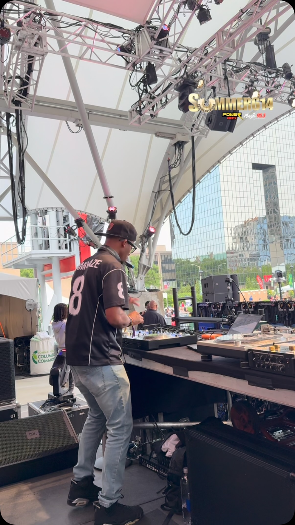 Y’all DJ not better than OURS 🔥 @djmrking #DownWiththeKing | WCKX Power ...