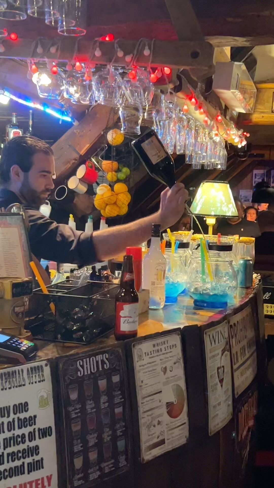 😘🥳🤠🤩😎🤙 | LA MAISON DU BOOTLEGGER | Facebook