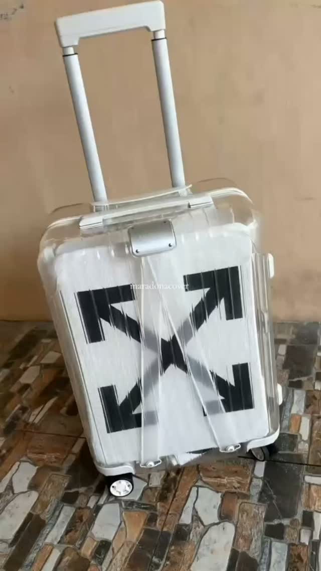 This is a must #japan #japanfinds #suitcase by #innovator #koper