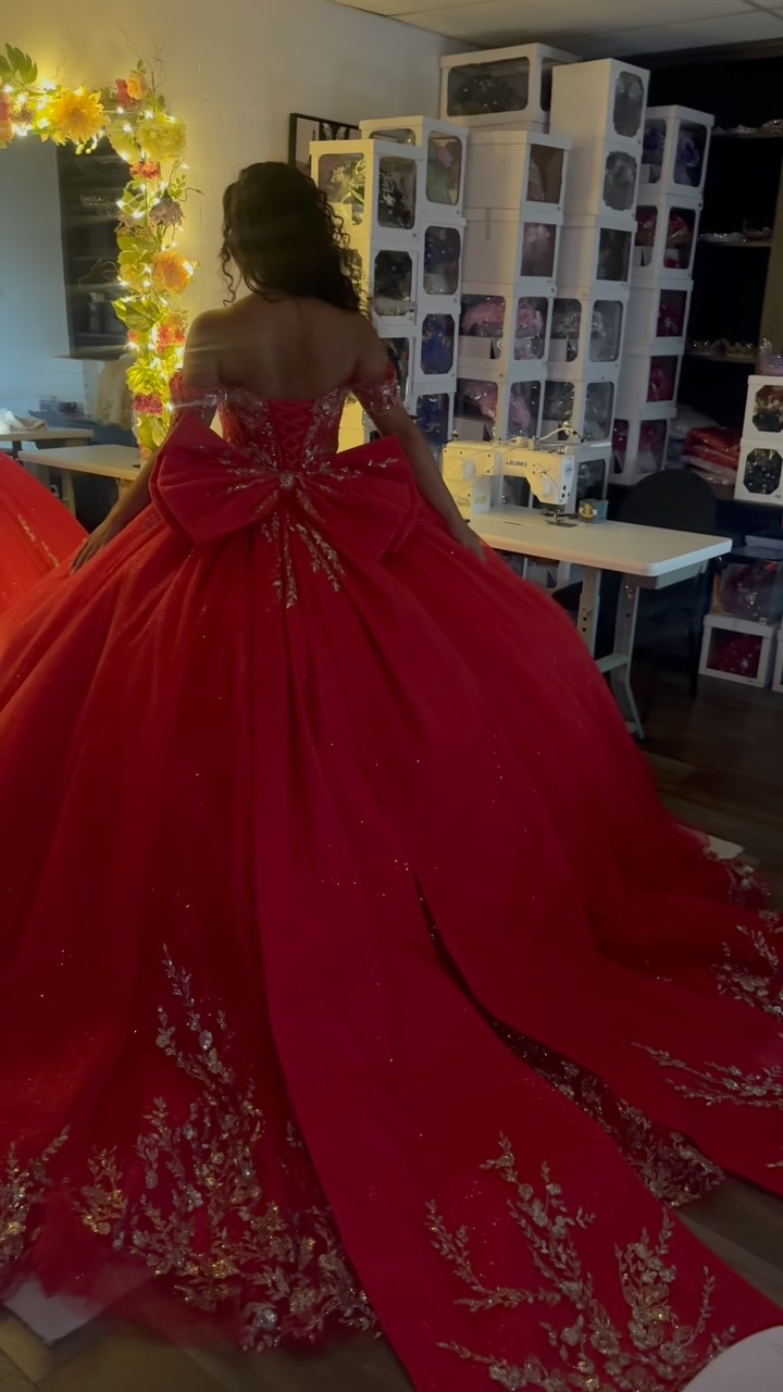 The Aliea Quinceañera dress radiates modern elegance✨with a show-stopping double-loop appliqué bow 🎀 and detachable off-the-shoulder sleeves that let you switch up your style! ❤️, #xv #quince 