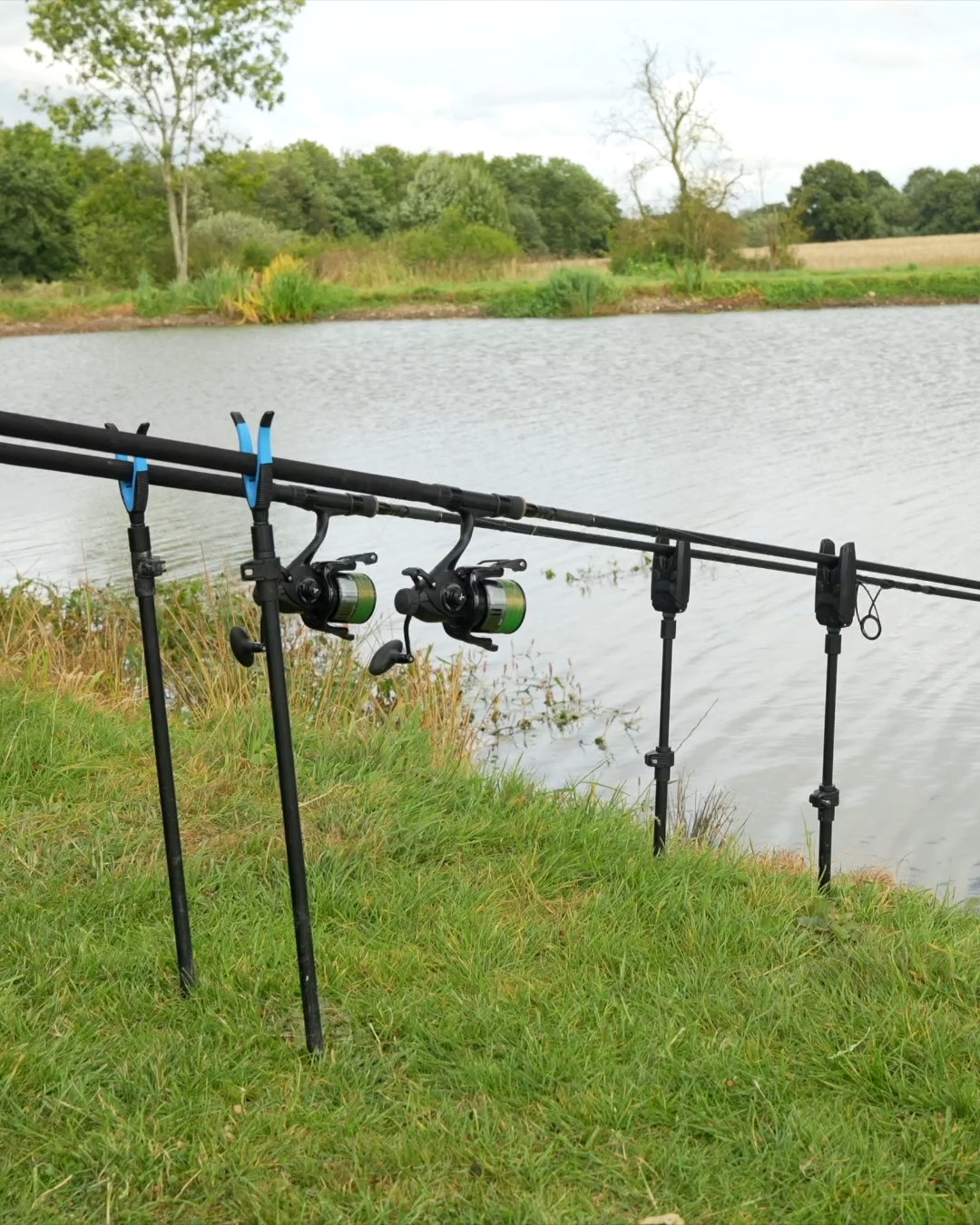 browning ambition pro seat box fishing equipment Black Magic S-Line Sports & Outdoors F11-Sb050f Brand New Aluminum Boat