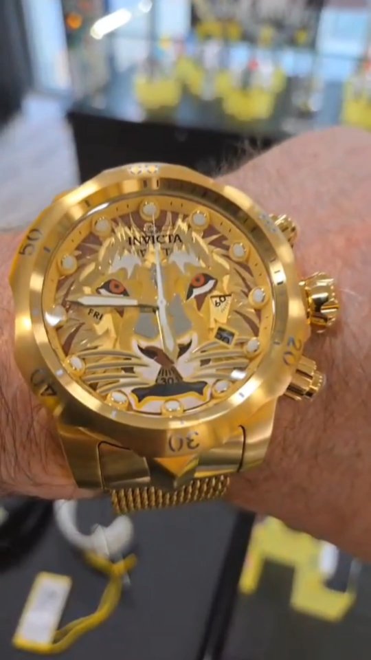 A★ INVICTA VENOM 48172: GOLDEN PREDATOR 🐍 Unleash the ultimate