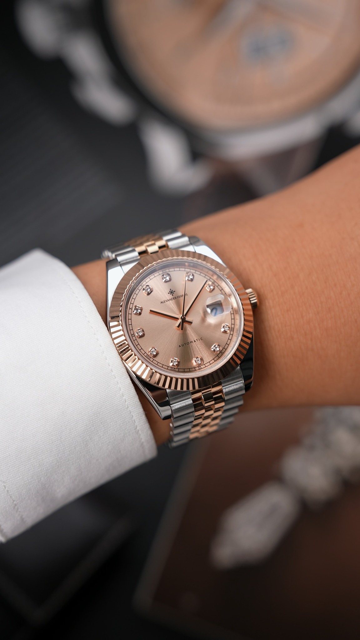 Alexander Ferros 8132S/02 - Minimalist design paired with elegant