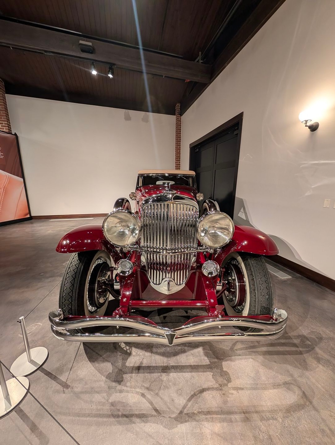 1933 Duesenberg Model J-231 Torpedo Victoria now that's a long