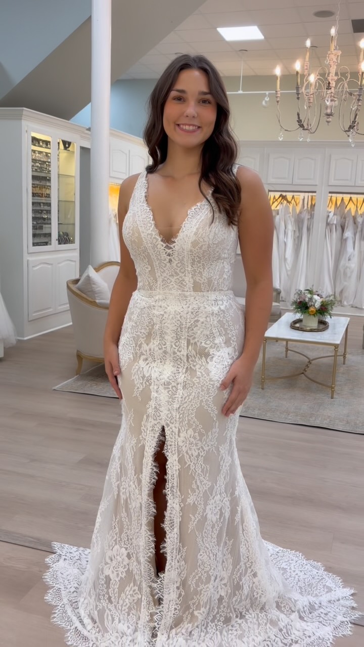 Western charm meets bridal elegance in these dreamy gowns! For our brides looking for a western inspired dress…. look no further and book an appointment at The Bride & Groom. 🤍🤠✨,