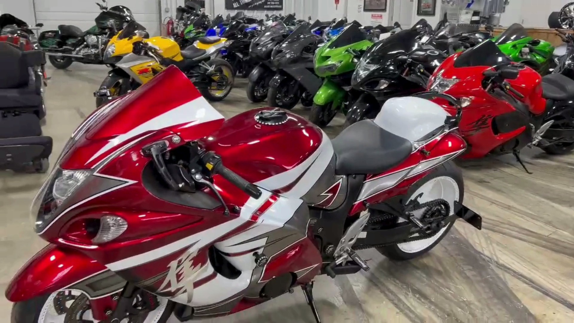 CLEAN 2018 SUZUKI HAYABUSA - 7500 miles - MICRON SLIP ON