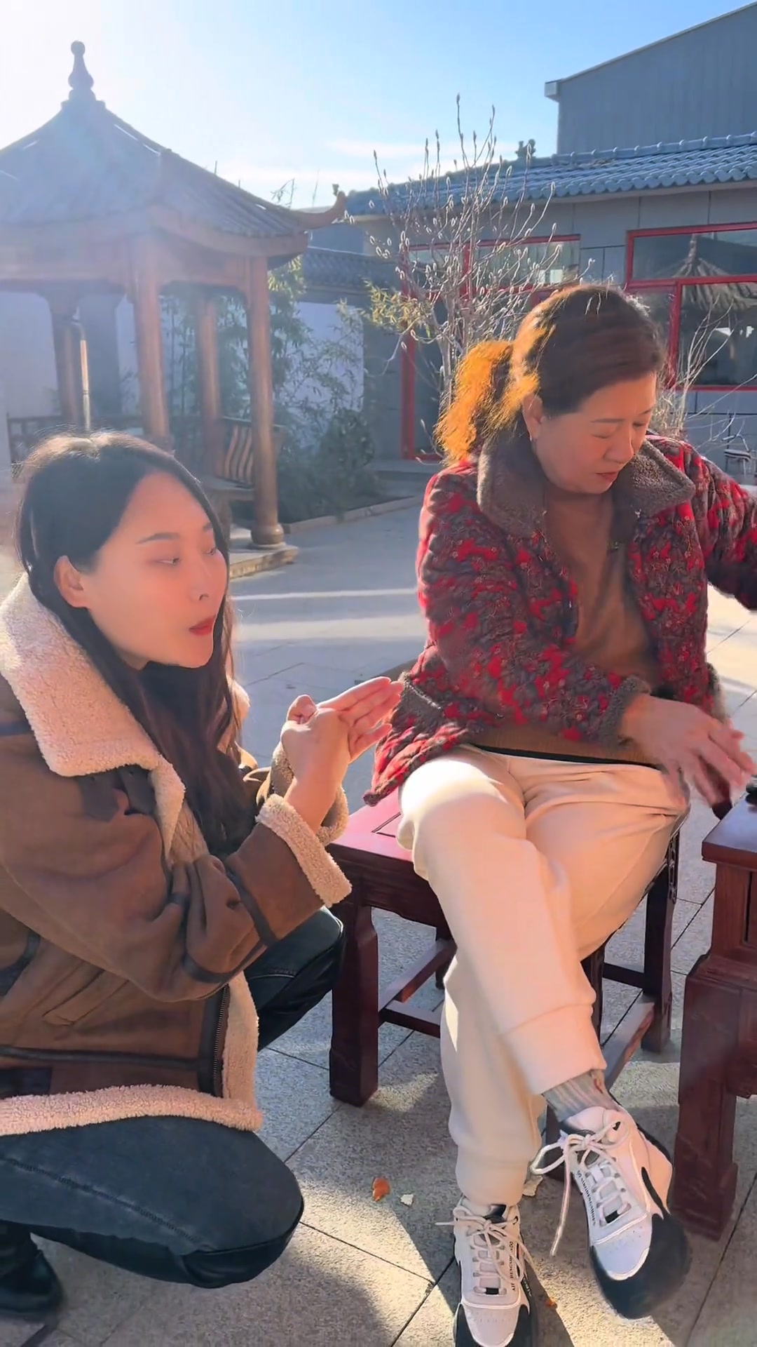 婆婆讓我滾我都不反駁#婆媳 #看一遍笑一遍 #農村生活 #劇情 #意想不到的結局 | 泉中水 | Facebook