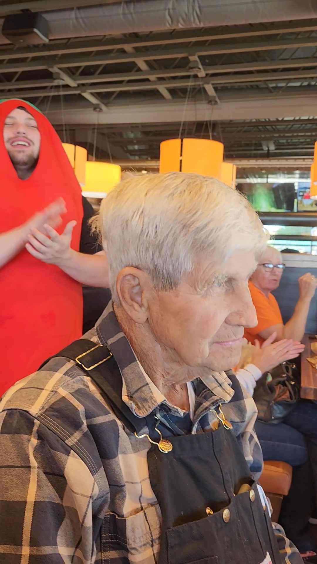 Fun lunch at Chili's for Grandpa Bill on his birthday 🎂89th | Russ Root ...