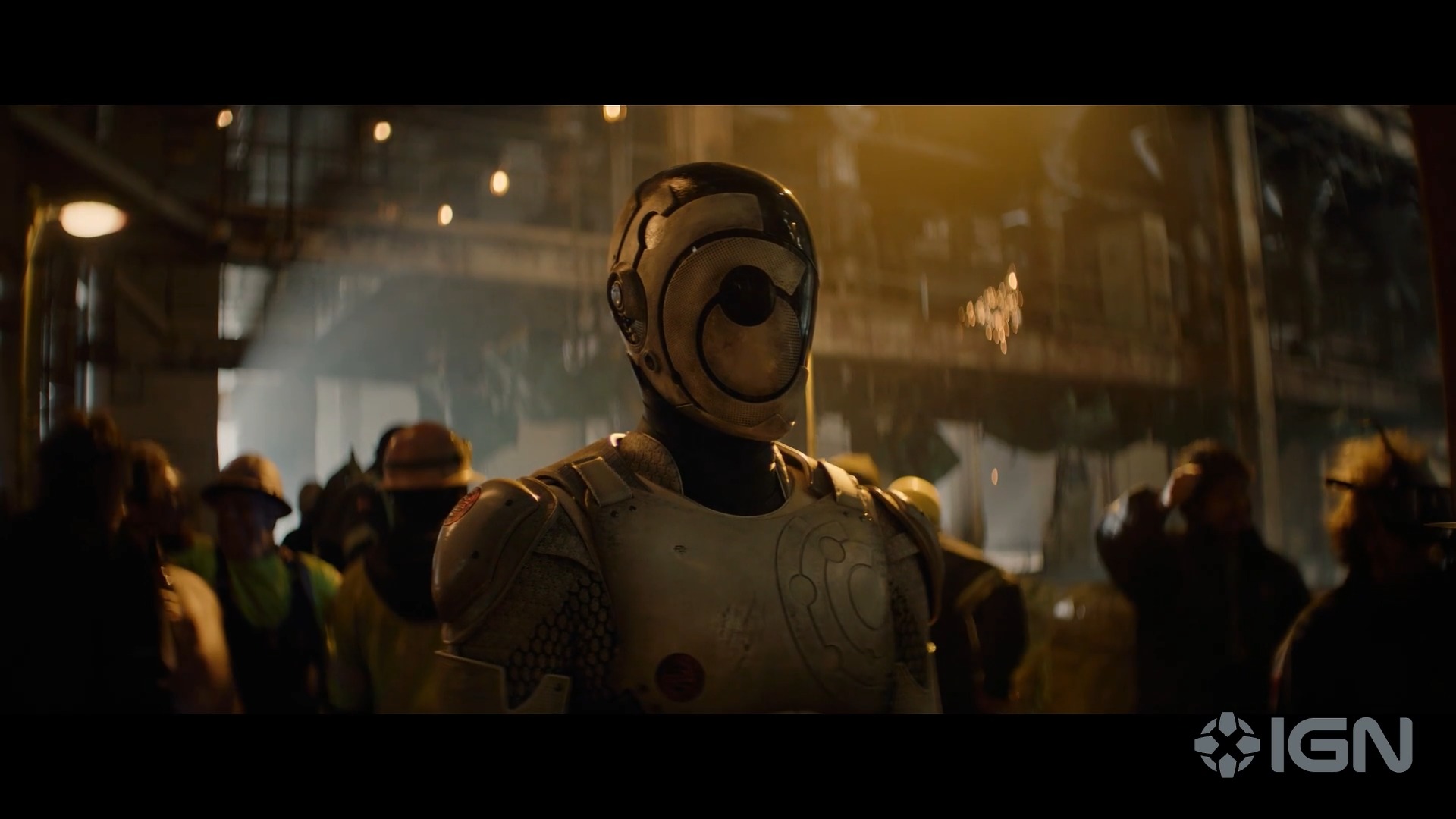 Alexander Skarsgård plays a self-hacking security construct horrified ...