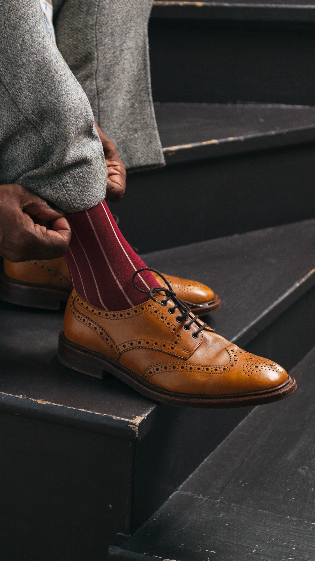 what color pants with brown dress shoes Every gentleman has his favorite combination. Loafers or brogues. Navy or olive. Bold or understated. The details are where personal style comes to life. W 4col:Dress Shoes KissProm Pink Sweetheart Chiffon Coat Size:4 MR