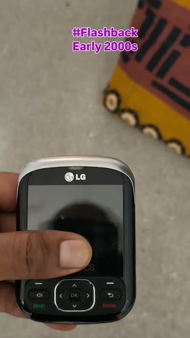 Early2000s #Flashback Remember small phones? That worked? And
