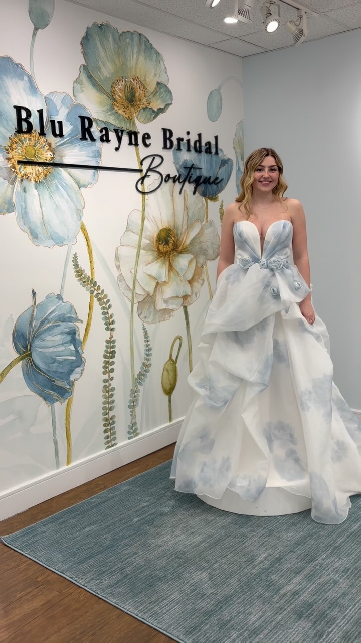 ✨If you are dreaming of a wedding gown with a little color we have so many beautiful options! Whether you’re drawn to soft blush, romantic blue or classic ivory~ it’s your dress and your wedding day 