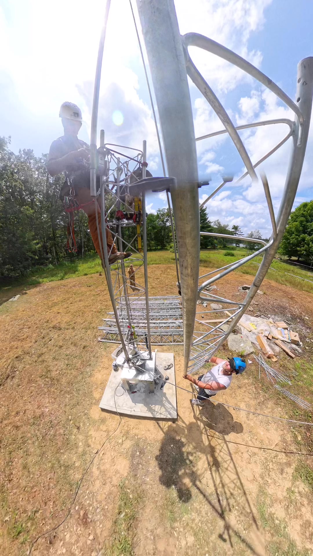 Exciting new build in the works! 🔩 We’re putting up a rotating 140 ...