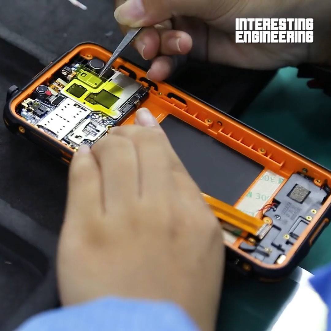 The detailed manufacturing process of the world's first notch screen ...