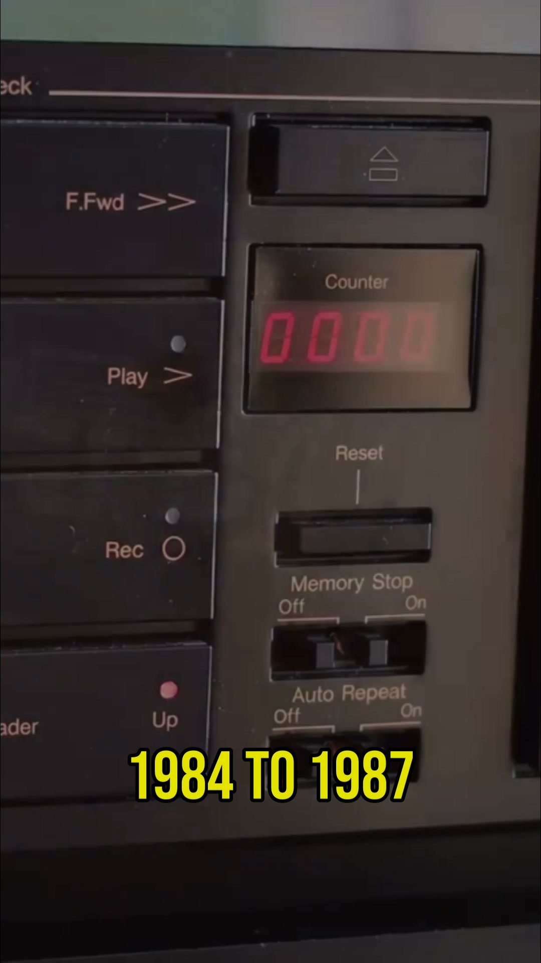 In 1981, Nakamichi introduced the 1000ZXL Limited Edition, a