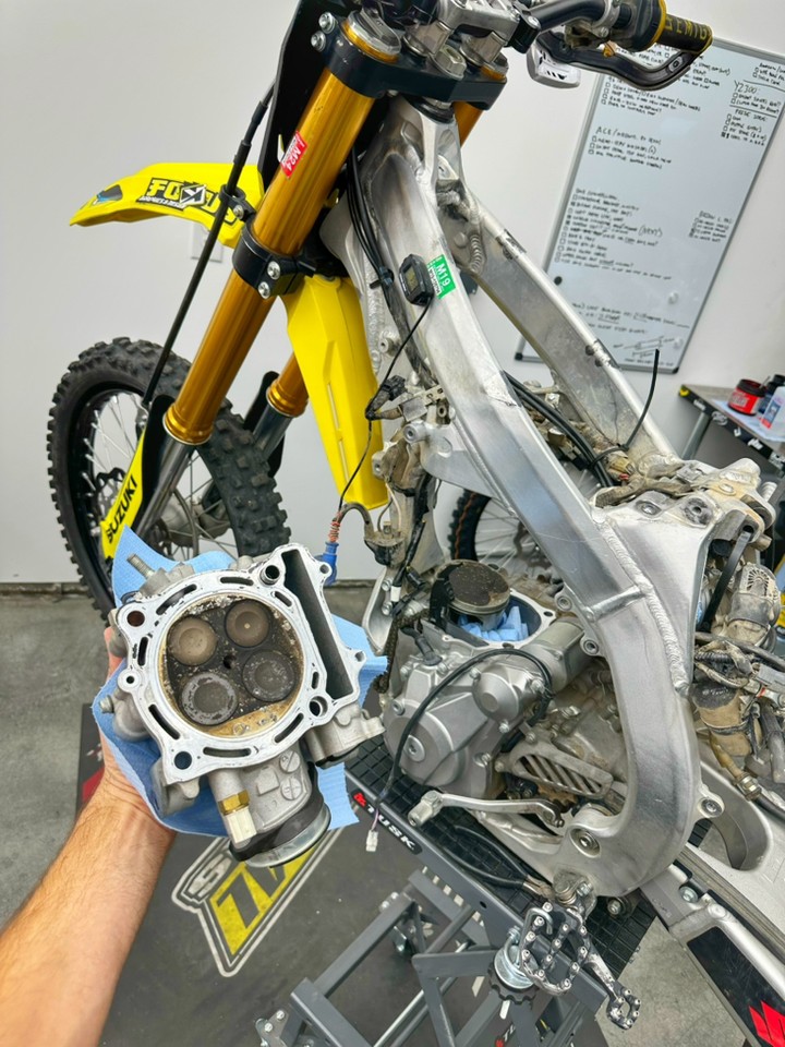 ドリアン MAJOR ENGINE FAILURE‼️ #mXrevival #dirtbike #motorcycle #suzuki