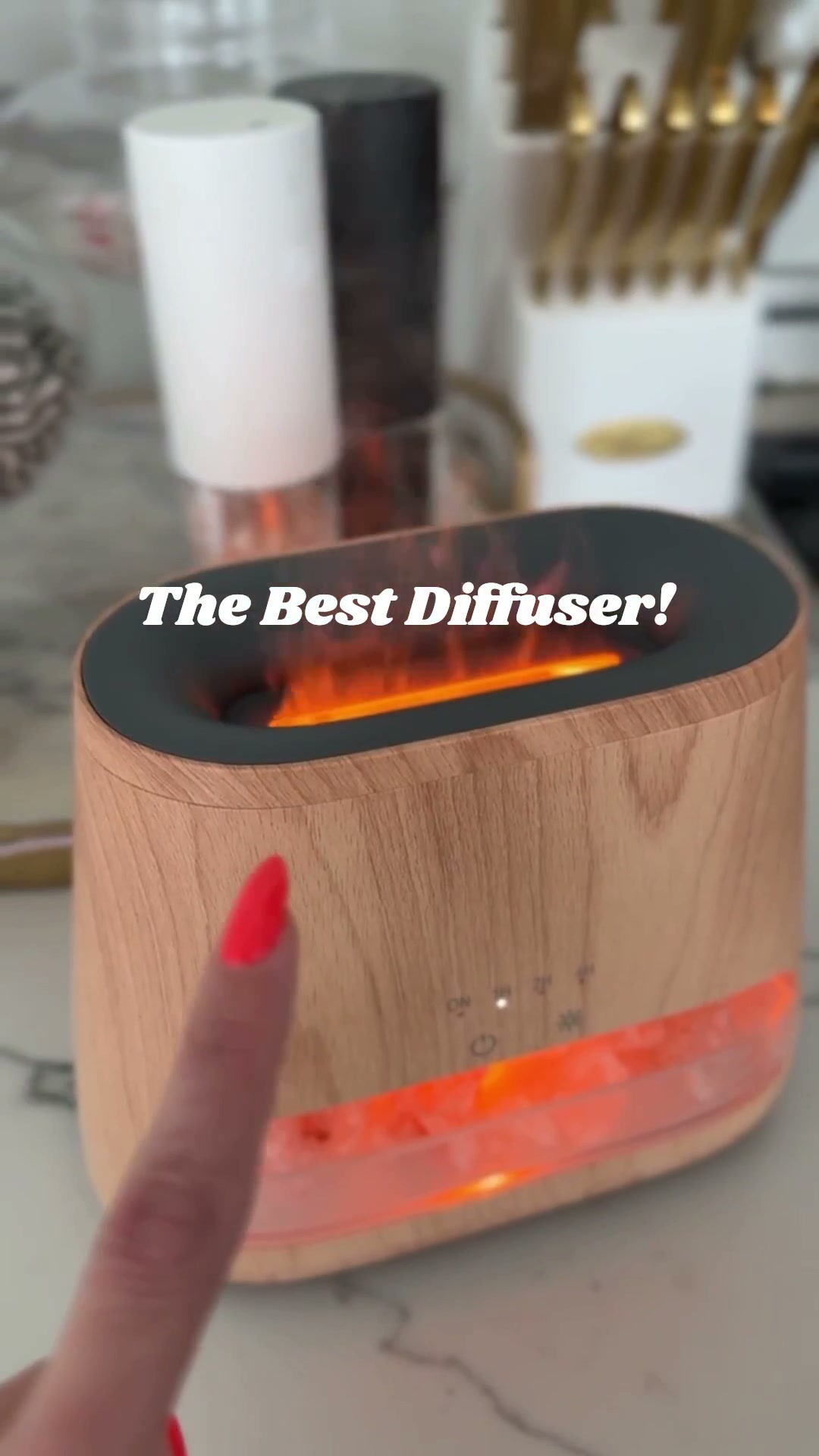 The best diffuser! It's aesthetically pleasing & smells sooooo good! Comment LINKS and I will DM you!! [FYI!!! If your DM will not open it is because your Messenger is out of