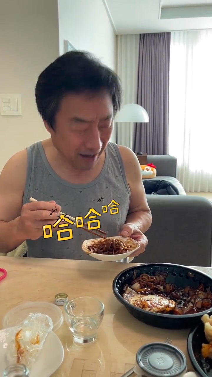 韓國公公為了和我們團聚，放棄了退休金 | 韓國公公阿一古 | Facebook