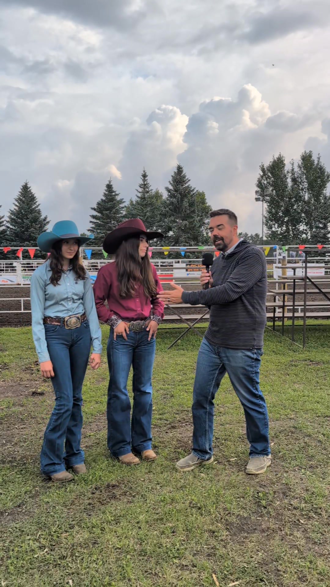 Our Rodeo Queen Contestants are on the grounds 👑 and they need your ...