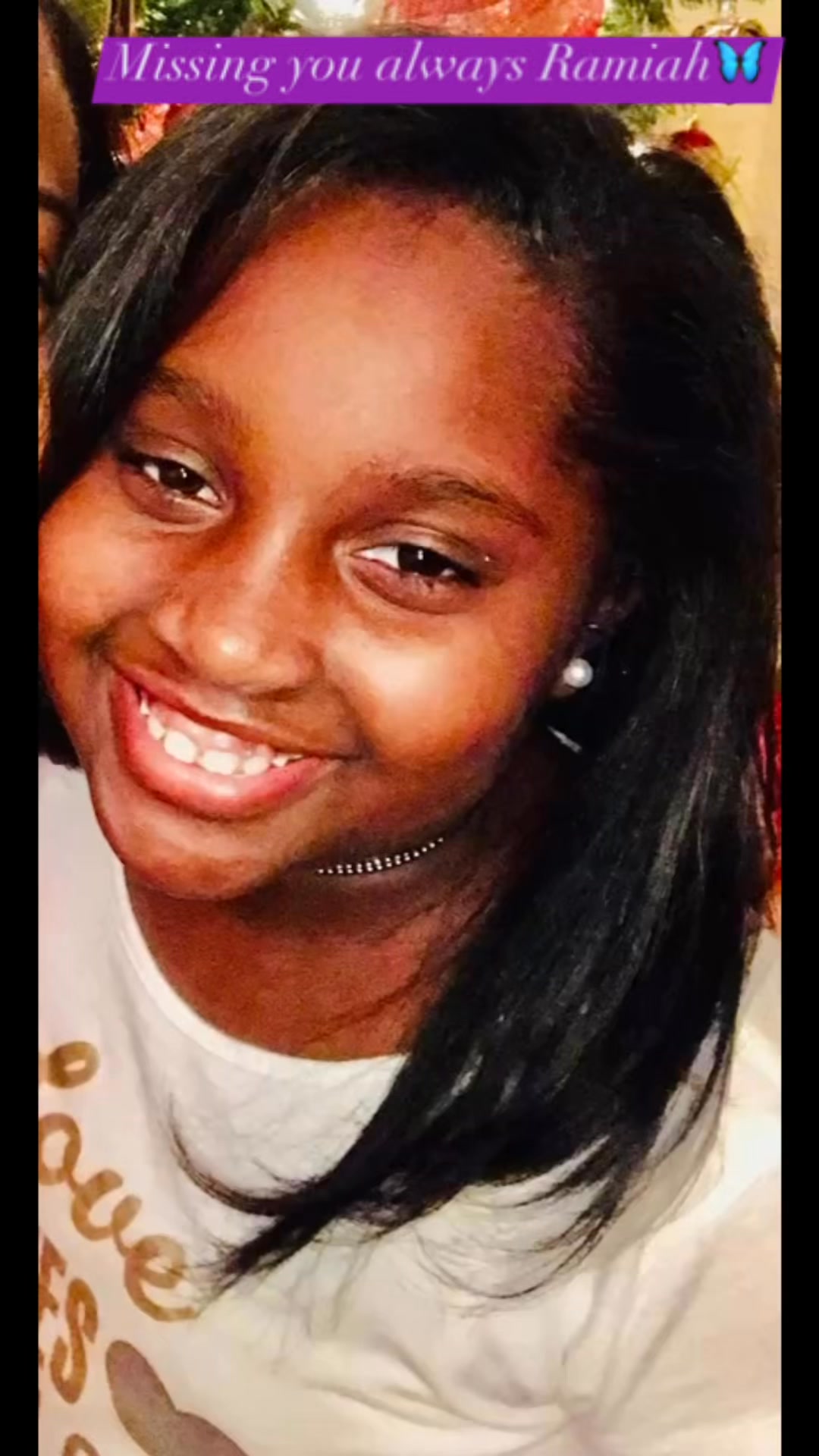 Rasheda R Smith