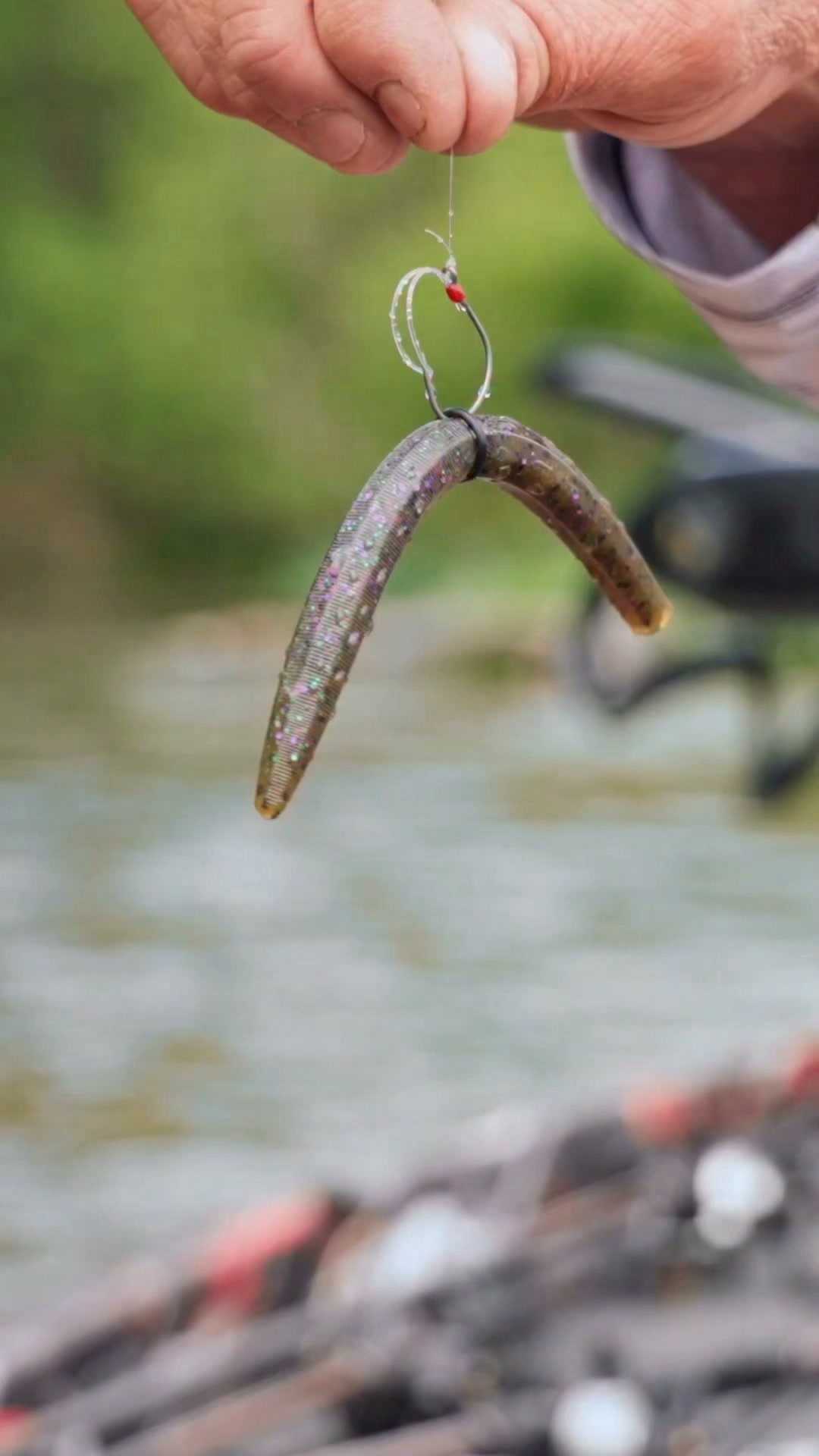 emperor hooks fish Wide Bar Silver Dollar Blue Hook bigeye daiwa A-130X apollo series Line Test:15 lb