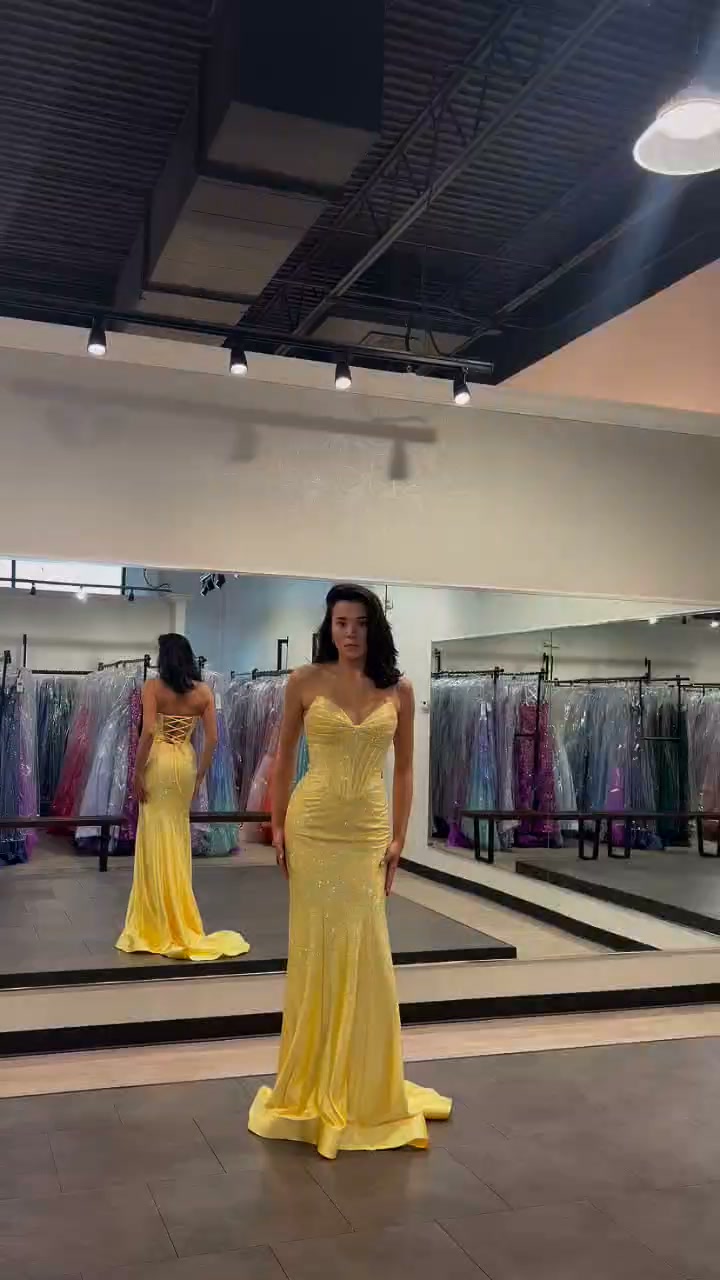 💛 Elegant & eye-catching, 💛 Perfect for prom, pageants, and formal events, 💛 Gorgeous in photos, 💛 Designed to make you feel confident and beautiful | Occasions by Dress Gallery