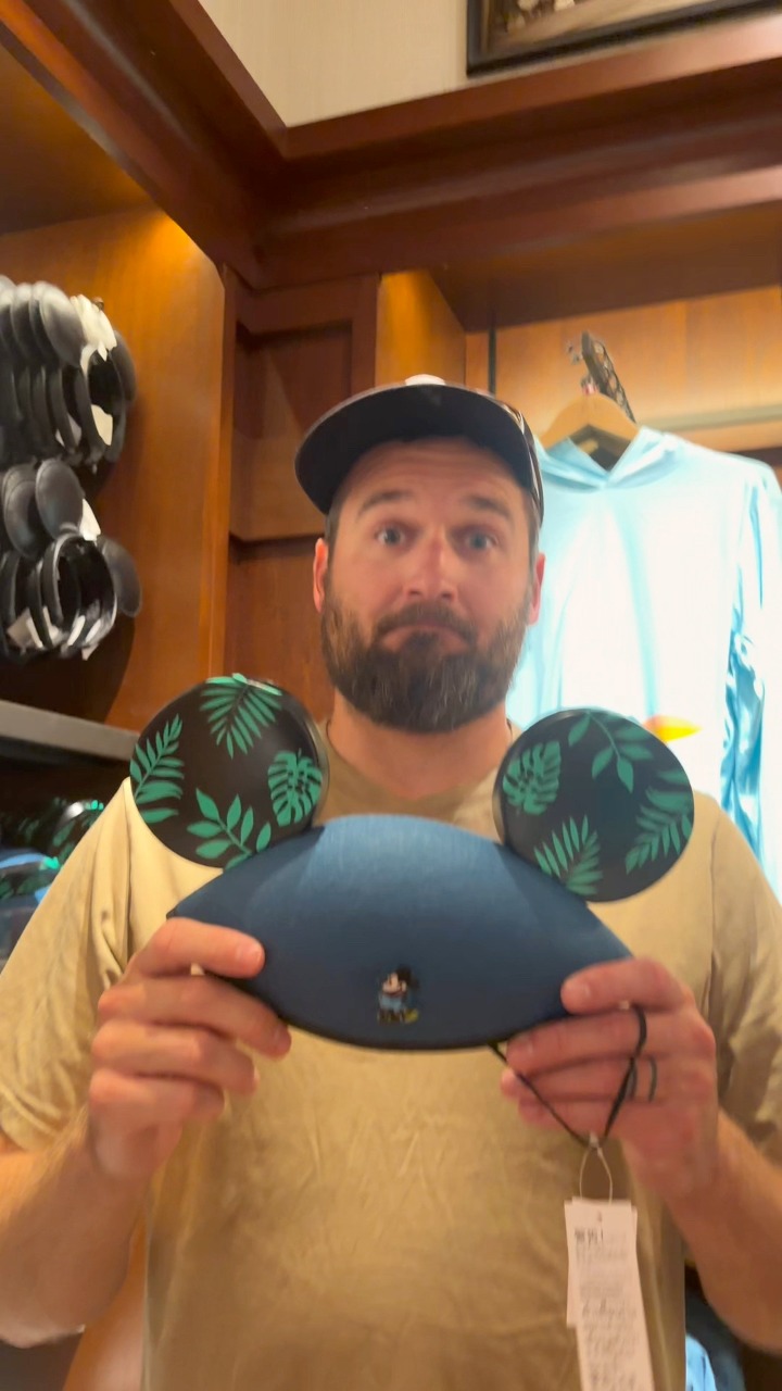 AULANI ディズニー スロー ブランケット Aulani Disney Resort gift shop #disney #oahu #aulani #disneyparks