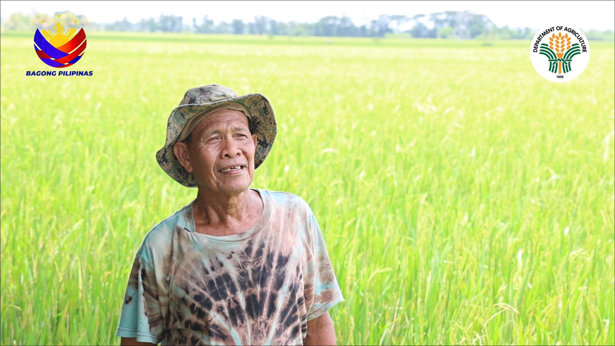 Ginpakigbahin ni Rene Zerrudo, mangunguma kag miyembro sang ROSAME Rice ...