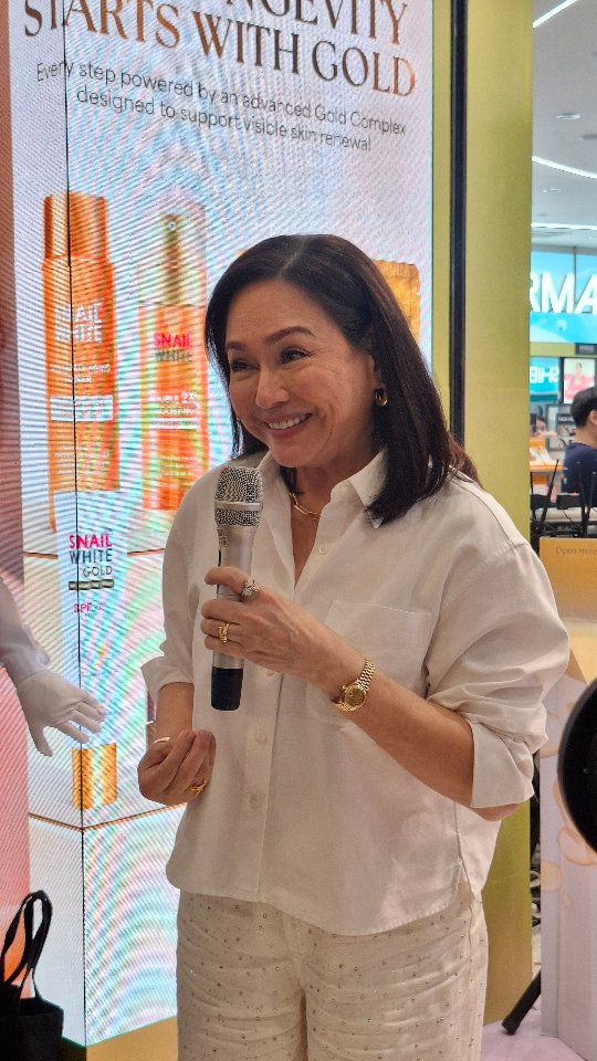 best whitening glutathione in the philippines What does it take to be a glowing goddess like ageless #CharoSantos? ✨️ Today at the SNAILWHITE PH Glowversary at Watsons SM Mall of Asia, we found out that maintaining a glow like hers is KPV Size:120 Vegetarian Capsules DSIP (Delta Sleep-Inducing Peptide)