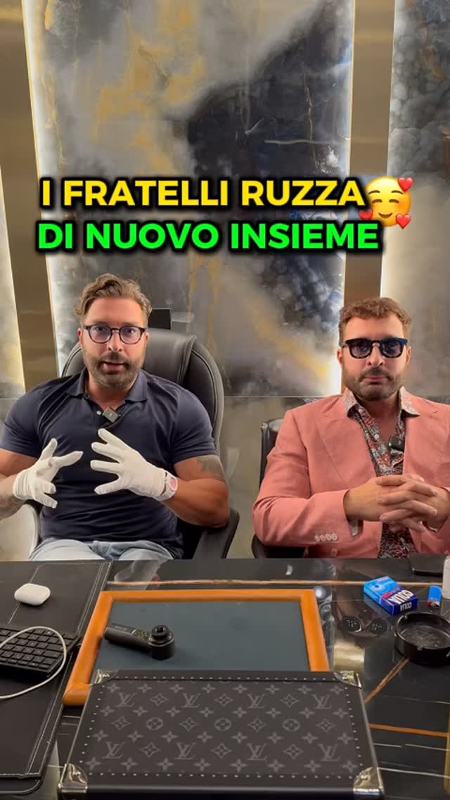 A distanza di anni abbiamo messo da parte le nostre divergenze e ...