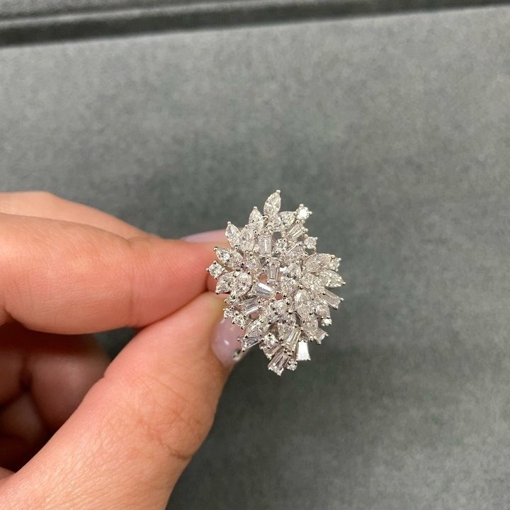 ダイヤモンドリング, 2.740 ct, 地金: 18金ホワイトゴールド, JPY 