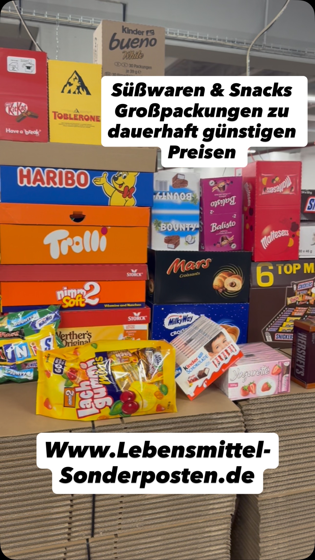 In unserem Onlineshop www.Lebensmittel-Sonderposten.de findet ihr immer eine große Auswahl an Großpackungen Snacks, Süsswaren und Getränke. Egal ob für dich, deine Familie, deinen Kiosk oder Laden…bei