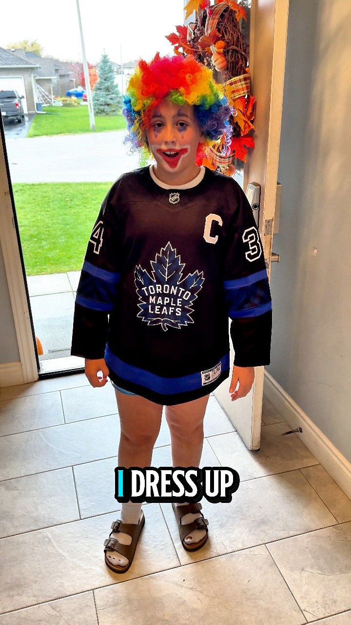 leafs jersey dress Repping the in your #Halloween outfit tonight? Comment below and share your photos! Size 17
