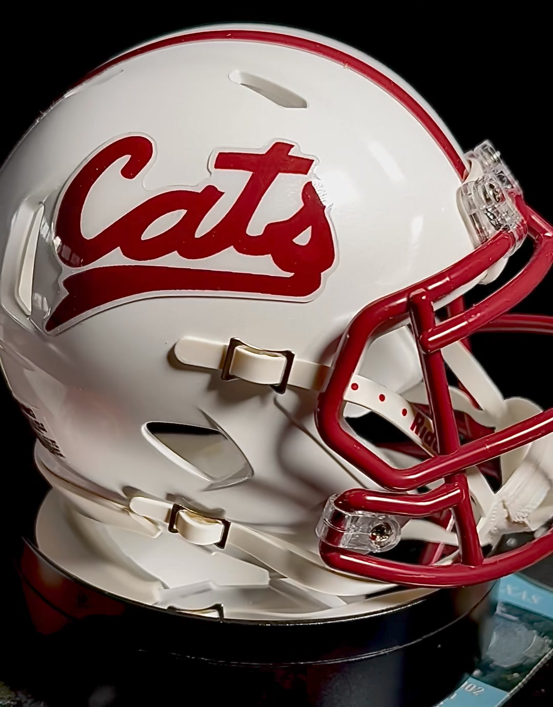 eob football helmet Riddell Mississippi State Bulldogs 2016 Replica Speed Full-Size The East Tennessee State Riddell Speed Mini Helmet is made for the true Buccaneers fan EOB - NFL Blue Buffalo