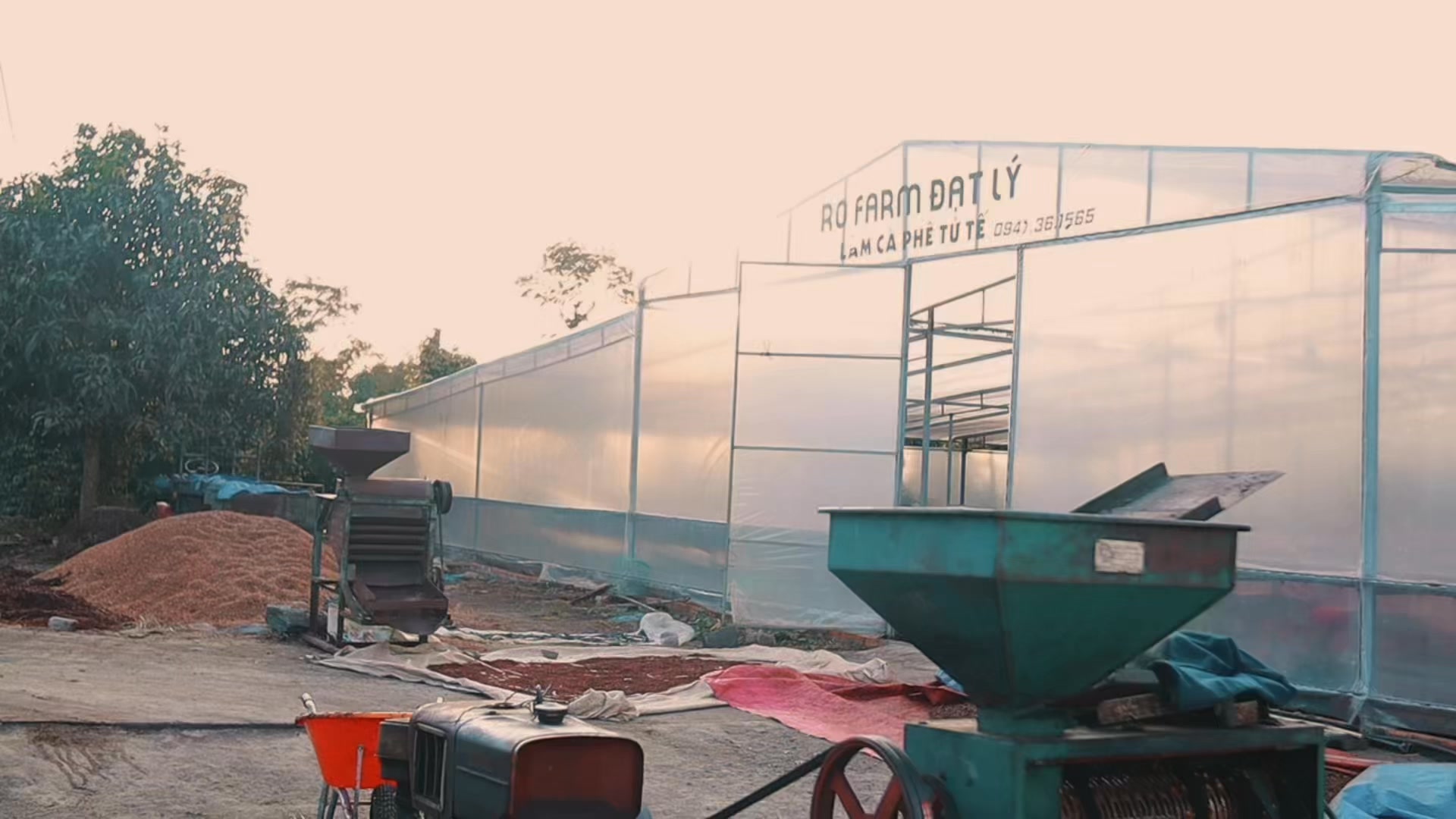 Đạt Lý Coffee Roastery &... - Đạt Lý Coffee Roastery & Farm