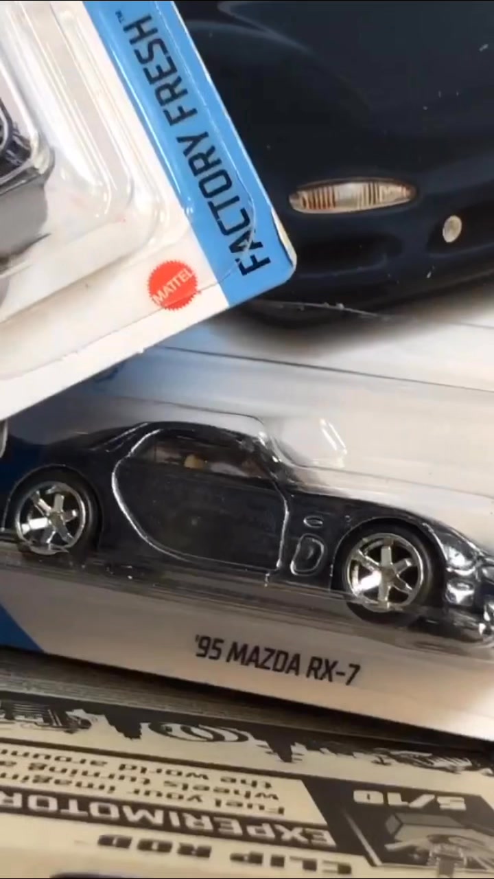 Hot Wheels - Super Treasure Hunt ( STH )- 95 Mazda RX-7