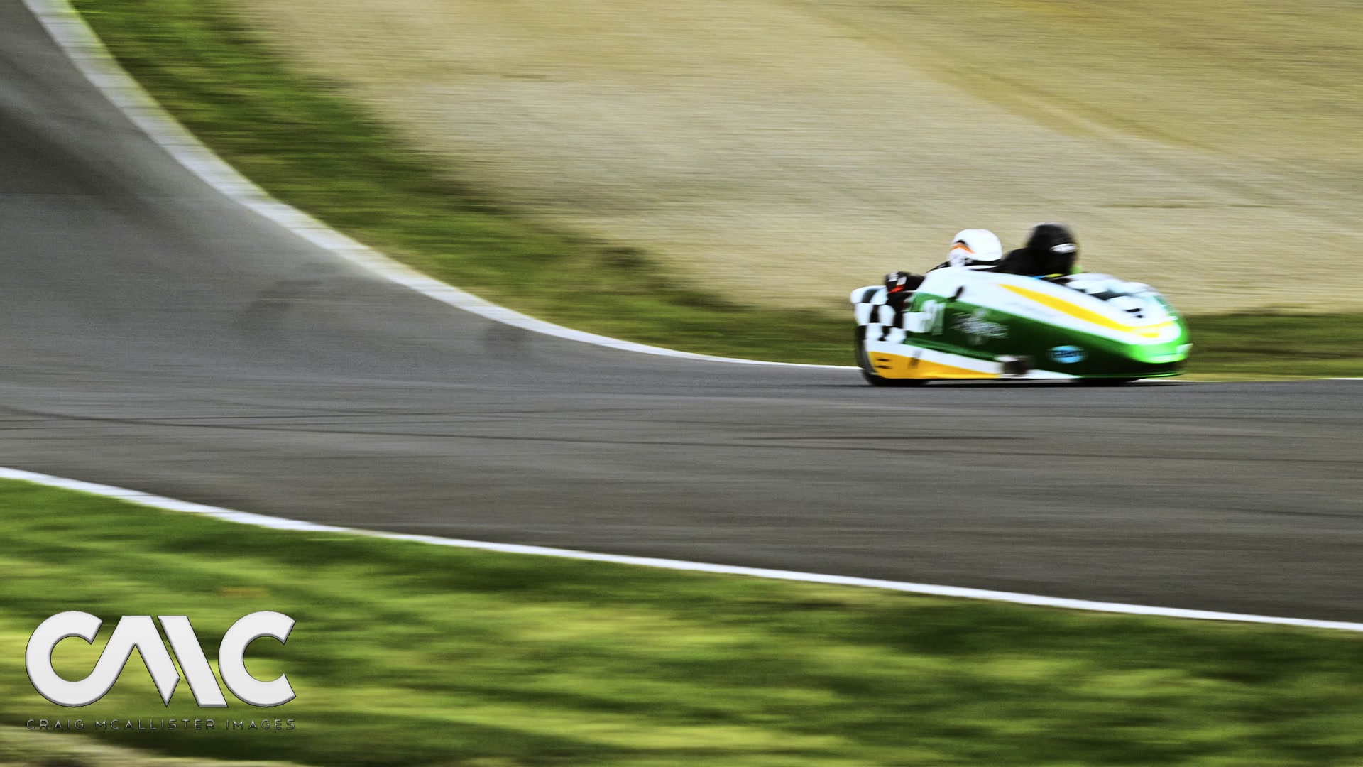 WOW!!!! SOUND UP and listen to this SCREAM!!!!! Rev limiter screaming ...
