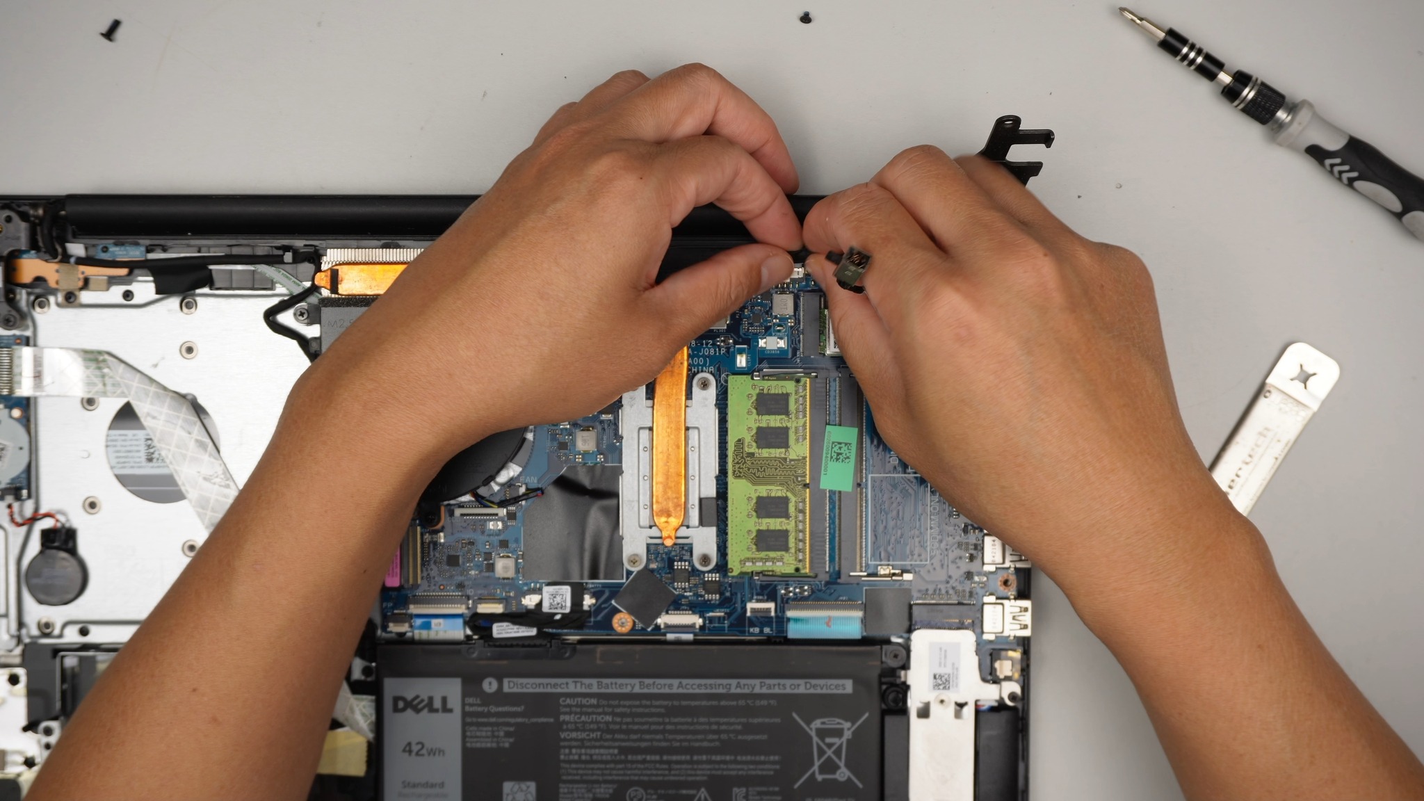 Motherboard Dell Inspiron P75f Ssd Upgrade Inspiron 3580, SSD Upgrade DELL Technologies main image 0