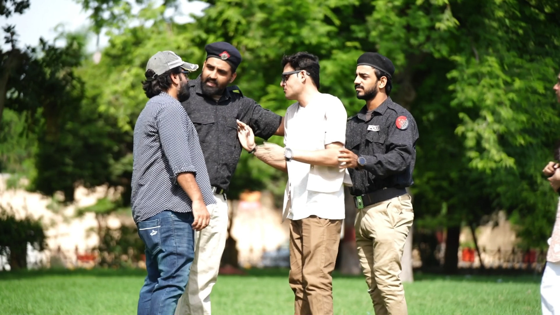 Police Arresting Couple Prank Part 1 | Mehran Hashmi | Facebook