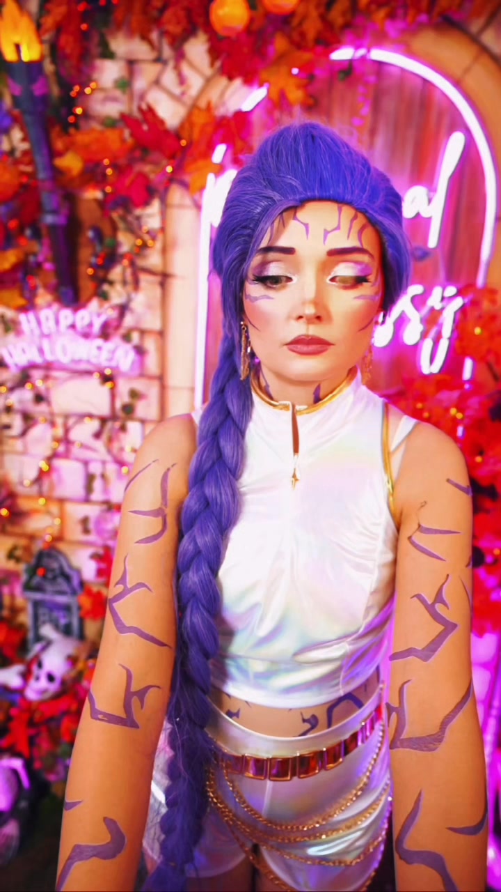 276682_3