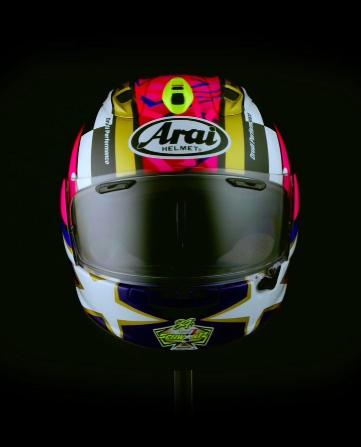 Celebrate Kevin Schwantz's legacy with the Arai Corsair-X Schwantz