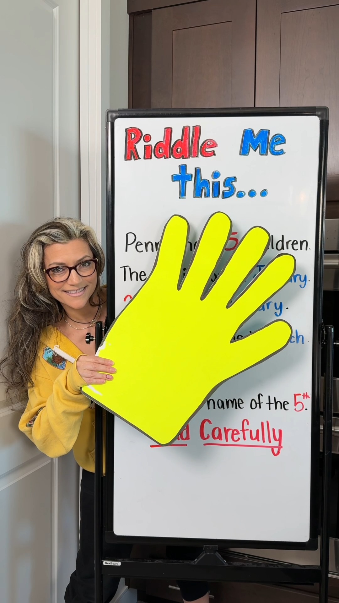Lend Me a Hand 🖐 to Solve This Riddle #FunQuestion #pickandplay | Getti ...