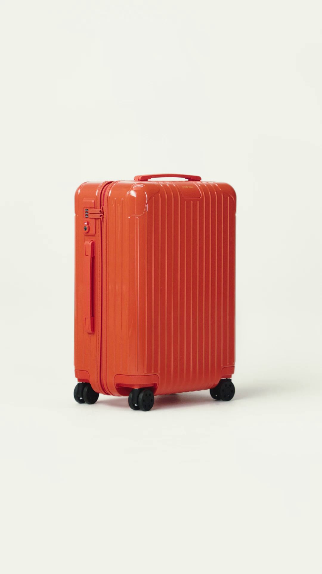 RIMOWA - SALSA AIR ULTRALIGHT Cabin Multiwheel® Light, lighter