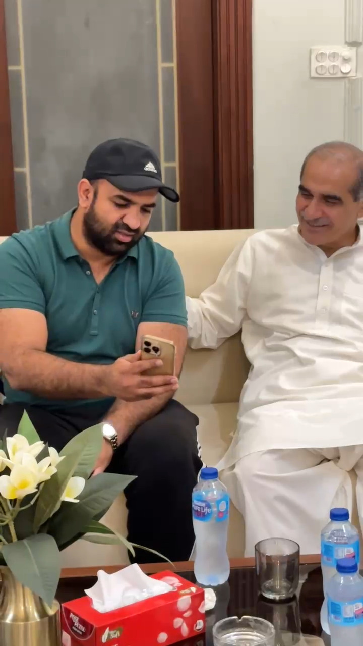 خواجہ سعد رفیق صاحب کی شفقت اور رفاقت میرے لیے ایک اعزاز ہے۔ اصل قیادت ...
