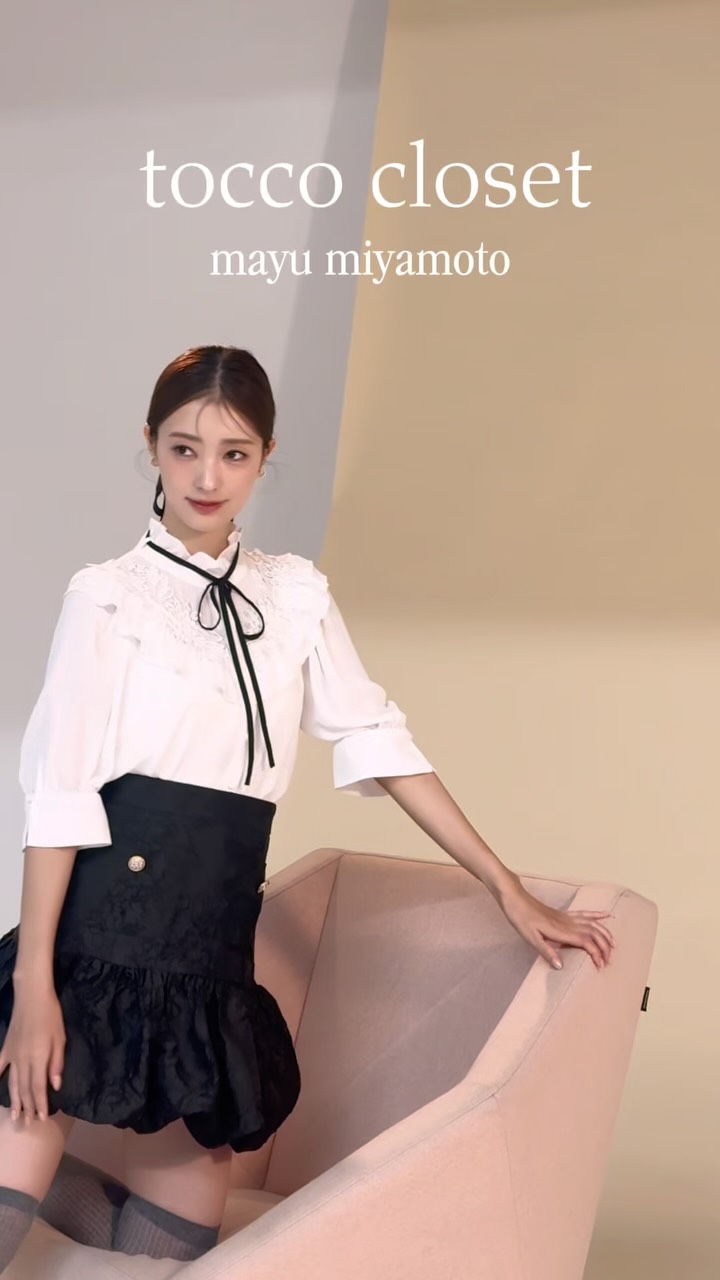 _ 【3/8 0:00~販売】 シアーストライプニュアンスフラワーラッフル