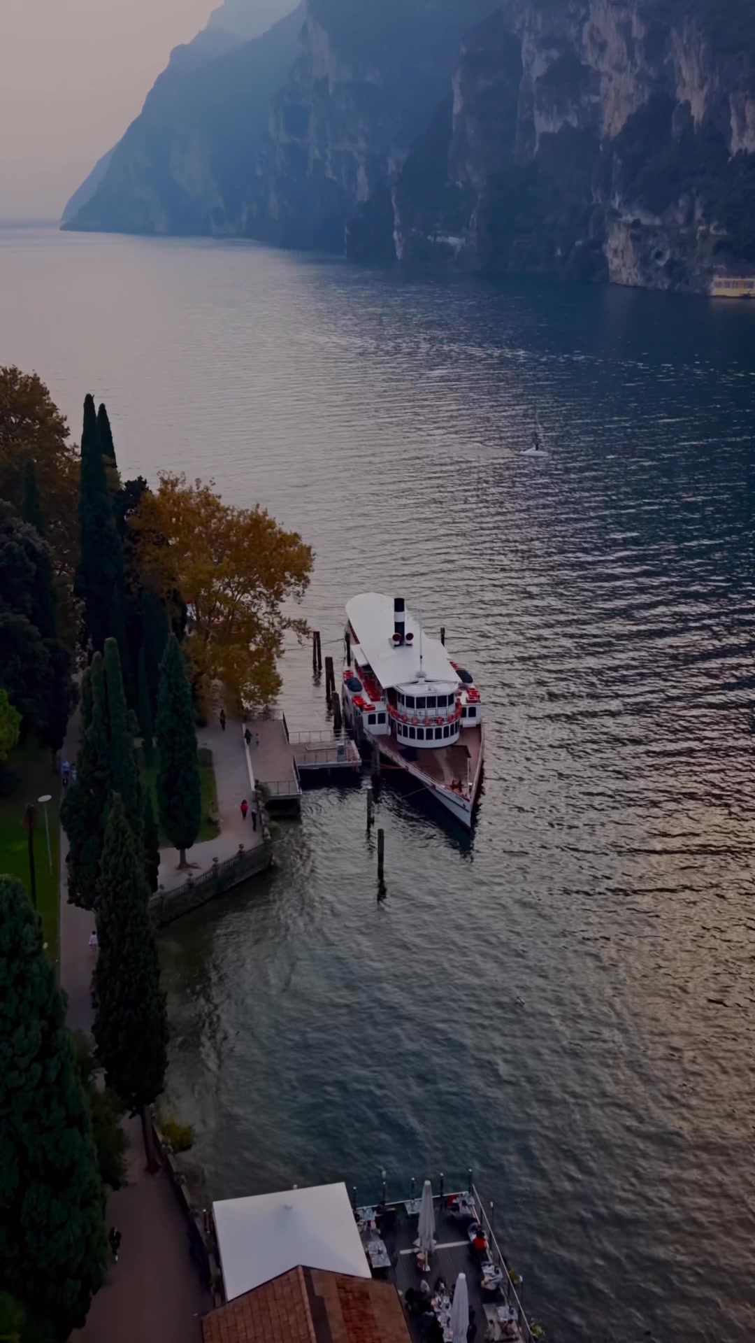 📍Riva del Garda Italy | Autumn🍁2025 #rivadelgarda #lagodigarda # ...
