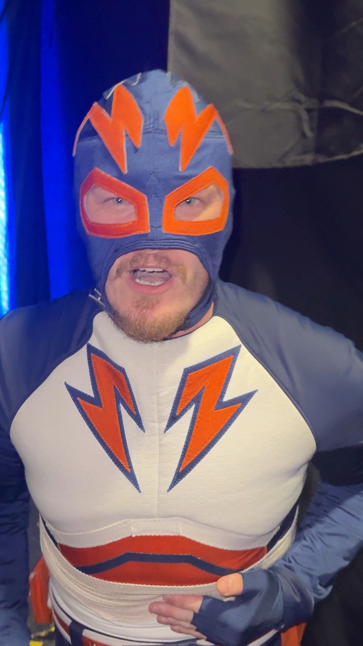 Super Z scraped by with a narrow win over Icon Lee tonight on Rise