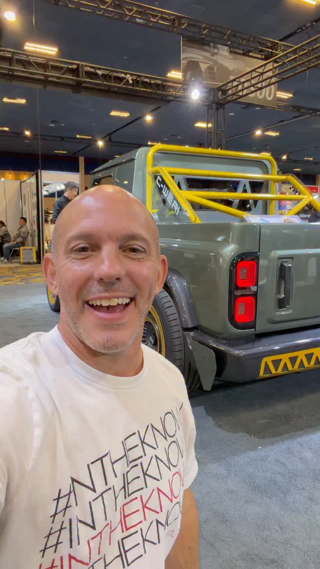 Chinese built SUV & Pick Ip truck for $16k!! The 212 t01 has 4x4